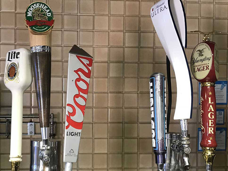 Wings Xpress | Draft Beer | Happy Hour | Knoxville